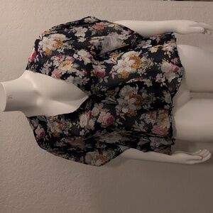 Parisian Collection Multicolored Floral Open Top